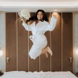 Jason Clavey Photography Bride Gets Exited